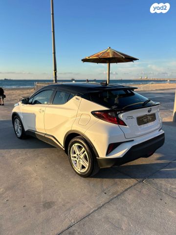 טויוטה C-HR