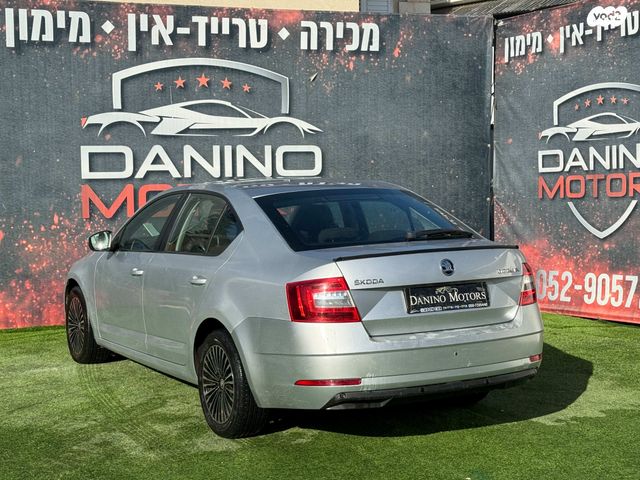 סקודה אוקטביה