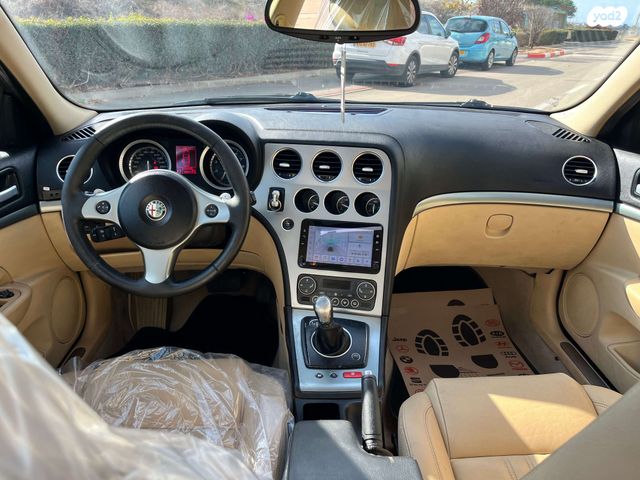 אלפא רומיאו 159