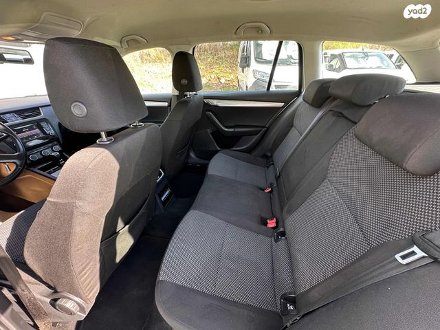 סקודה אוקטביה