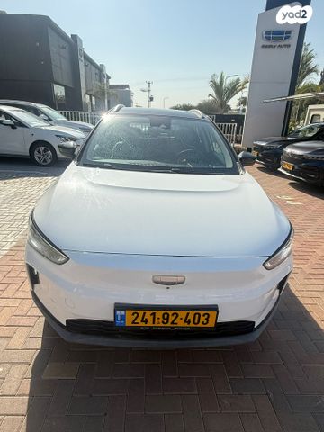 מודעת רכב ג׳ילי Geometry C