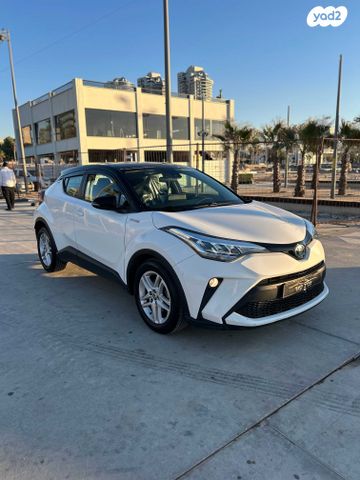 מודעת רכב טויוטה C-HR 2