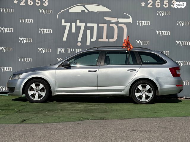 סקודה אוקטביה