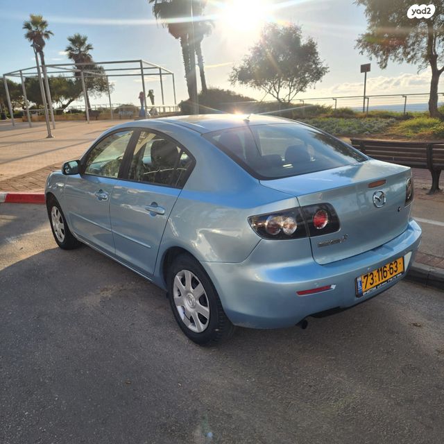 מאזדה 3