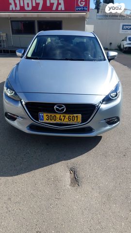 מאזדה 3