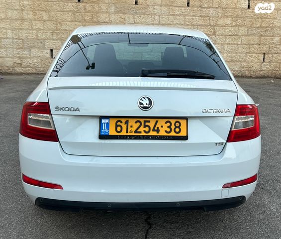 סקודה אוקטביה