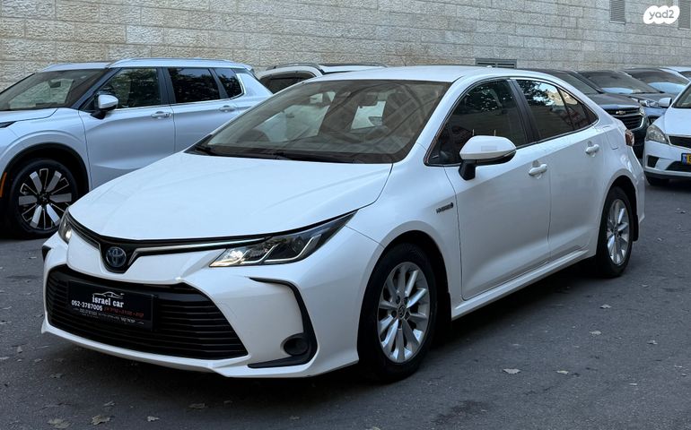 טויוטה קורולה