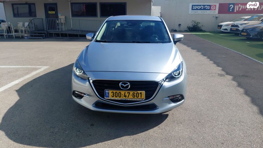 מודעת רכב מאזדה 3
