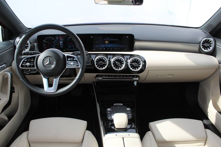 מרצדס-בנץ A-class