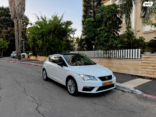 מודעת רכב סיאט לאון