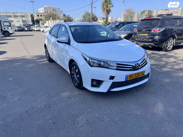 טויוטה קורולה