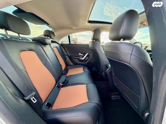 מרצדס-בנץ CLA