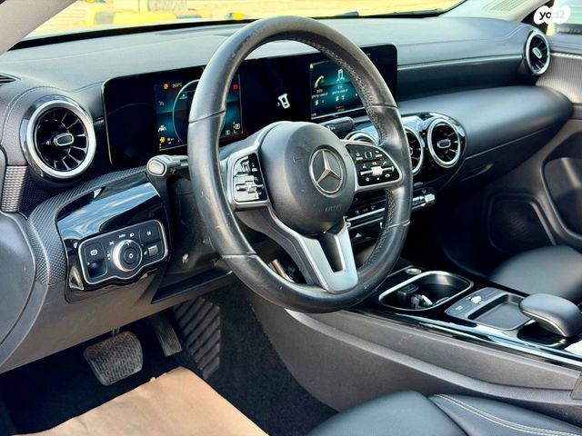 מרצדס-בנץ CLA