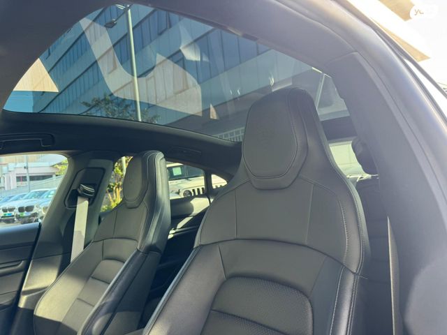 פורשה טייקן