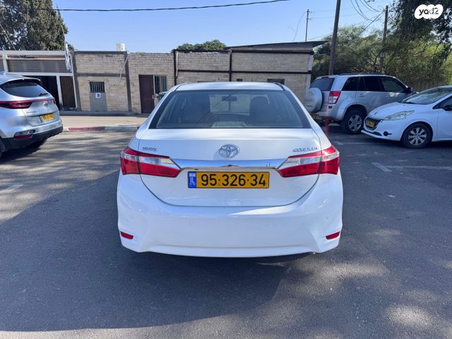 טויוטה קורולה