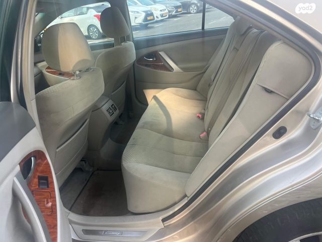 טויוטה קאמרי