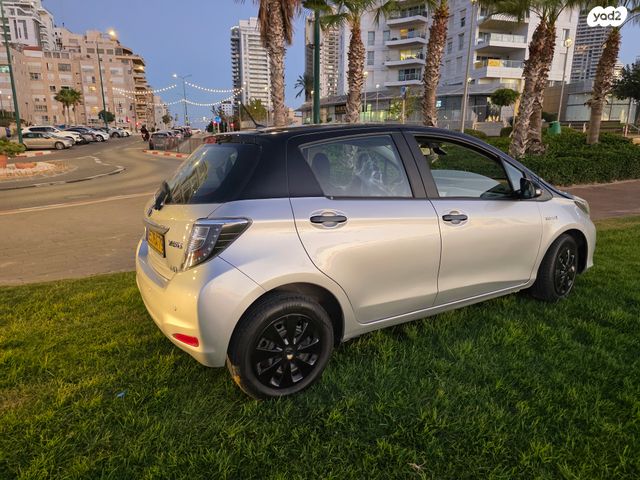 מודעת רכב טויוטה יאריס