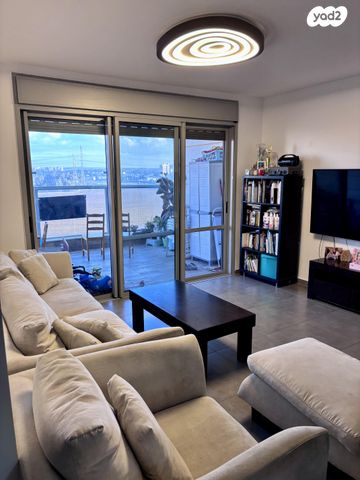 דירה, יפה נוף 21, בית אליעזר, חדרה