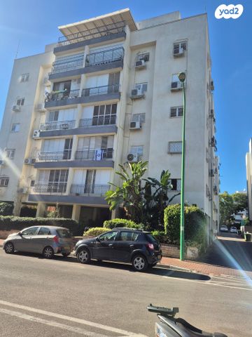 דירה, אמיר בנימיני 6, עין גנים, פתח תקווה