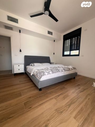 דירת גן, ארבע אמהות 21, גדרה מזרח, גדרה