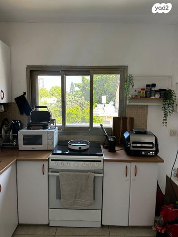 דירה, שירת גאולים 20, נווה ישראל, הרצליה