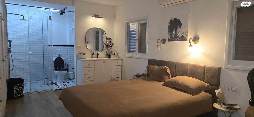 דירת גן, דבורה הנביאה 21, גני צהלה, רמות צהלה, תל אביב יפו