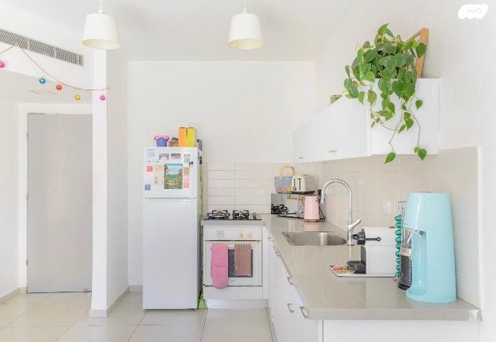 דירה, זלמן שניאור 11, לב תל אביב, לב העיר צפון, תל אביב יפו