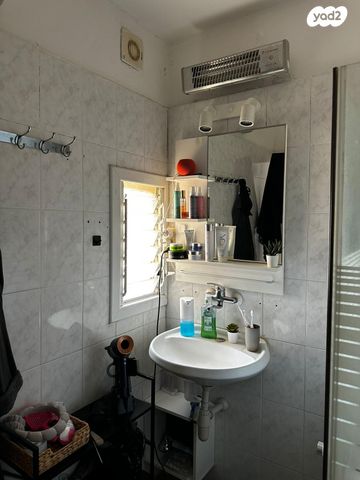 דירה, שירת גאולים 20, נווה ישראל, הרצליה