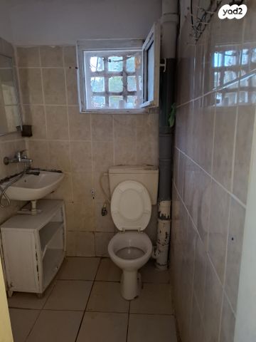 דירת גן, י.ל. פרץ 2, בן גוריון, אשקלון