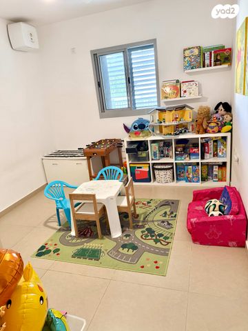 דירת גן, פול סמואלסון 1, פסגות אפק, ראש העין