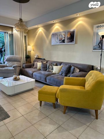 דירה, אורי צבי גרינברג 23, בן גוריון, חולון