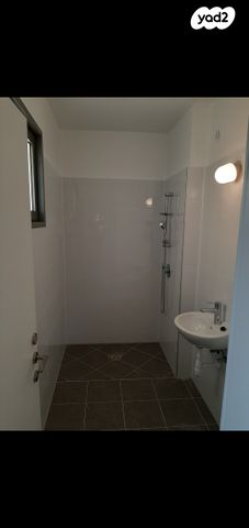 דירה, דליה רביקוביץ 6, נאות שמיר, יבנה