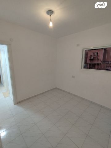 דירה, דרך זאב ז'בוטינסקי 3, אזור תעשיה צפון, בני ברק