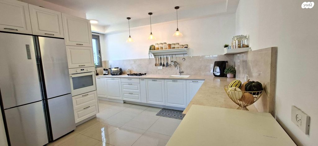 דירה, גבעת התחמושת 2, קרית שרת מערב, חולון