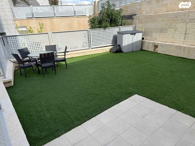 דירת גן, פול סמואלסון 1, פסגות אפק, ראש העין