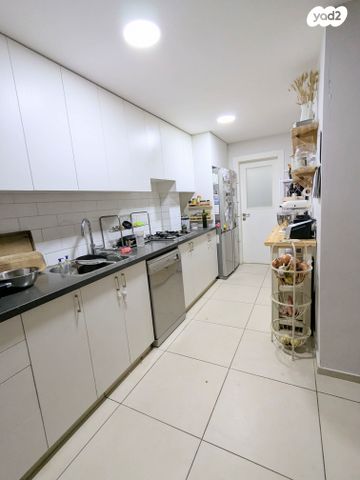 דירה, העמק 4, ראשונים, כפר סבא