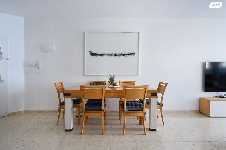 דירה, ארלוזורוב 69, שכונת הראשונים, רמת גן