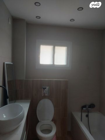 בית פרטי/ קוטג', מבצע קדש 22, רמות בן צבי, יבנה