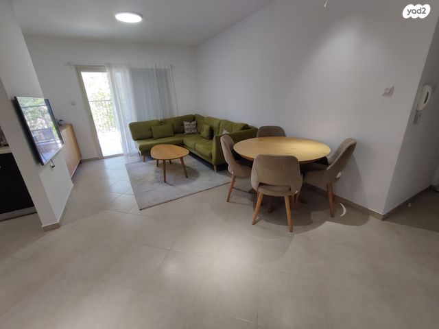 דירה, אורן 4, גדרה מזרח, גדרה