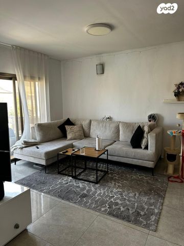 דירה, שירת גאולים 20, נווה ישראל, הרצליה