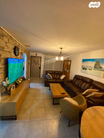 בית פרטי/ קוטג', מרק לברי 18, נחל בקע, באר שבע