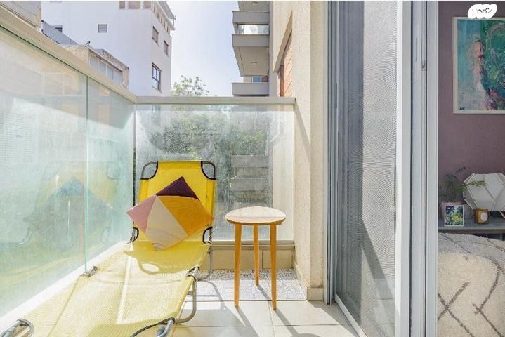 דירה, זלמן שניאור 11, לב תל אביב, לב העיר צפון, תל אביב יפו