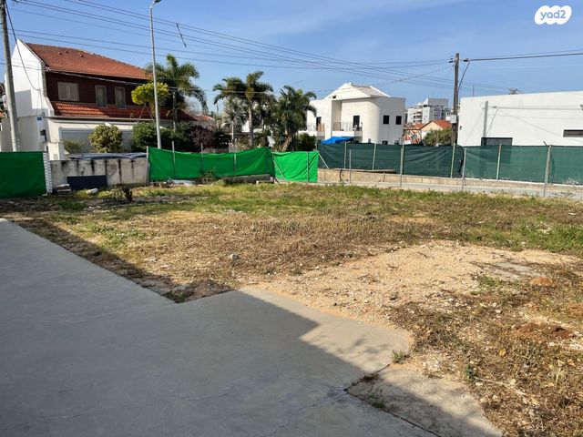 בית פרטי/ קוטג', הפרח 107, שיכוני המזרח, ראשון לציון