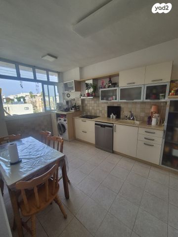 דירה, אמיר בנימיני 6, עין גנים, פתח תקווה