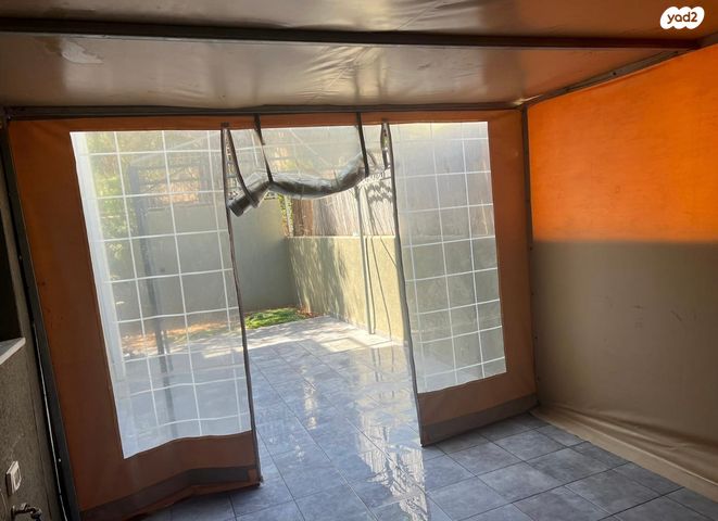 דירת גן, אריה לובה אליאב 18, זיו, חיפה