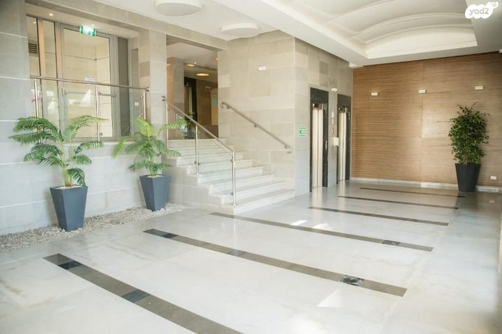 דירה, האימהות 1, סביוני נצר סירני, נס ציונה