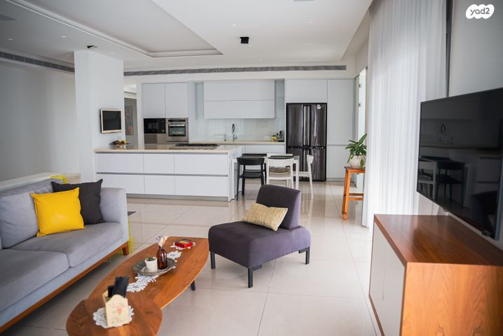 גג/ פנטהאוז, שבט שמעון 15, רובע י"ב, אשדוד