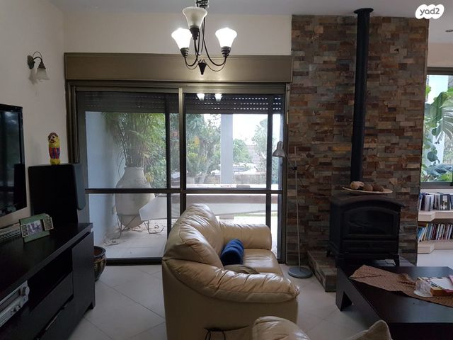 בית פרטי/ קוטג', משעול הפטל 13, קציר, קציר