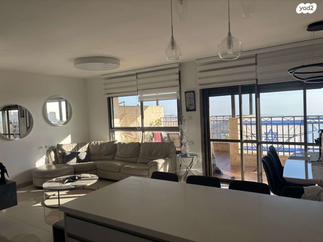 יוסף נדבה 42