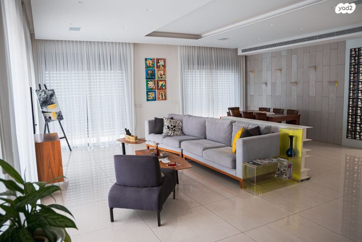 גג/ פנטהאוז, שבט שמעון 15, רובע י"ב, אשדוד